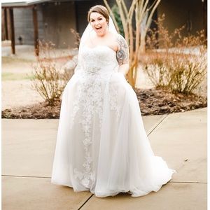 David’s Bridal Wedding Gown